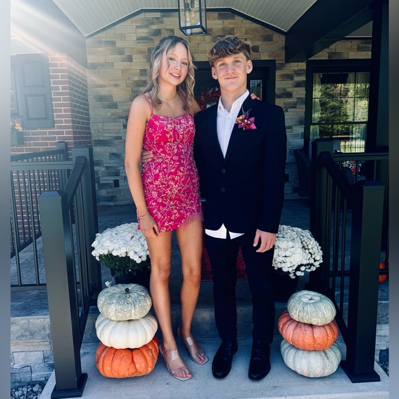 Homecoming Dress - Picture 4 of 4